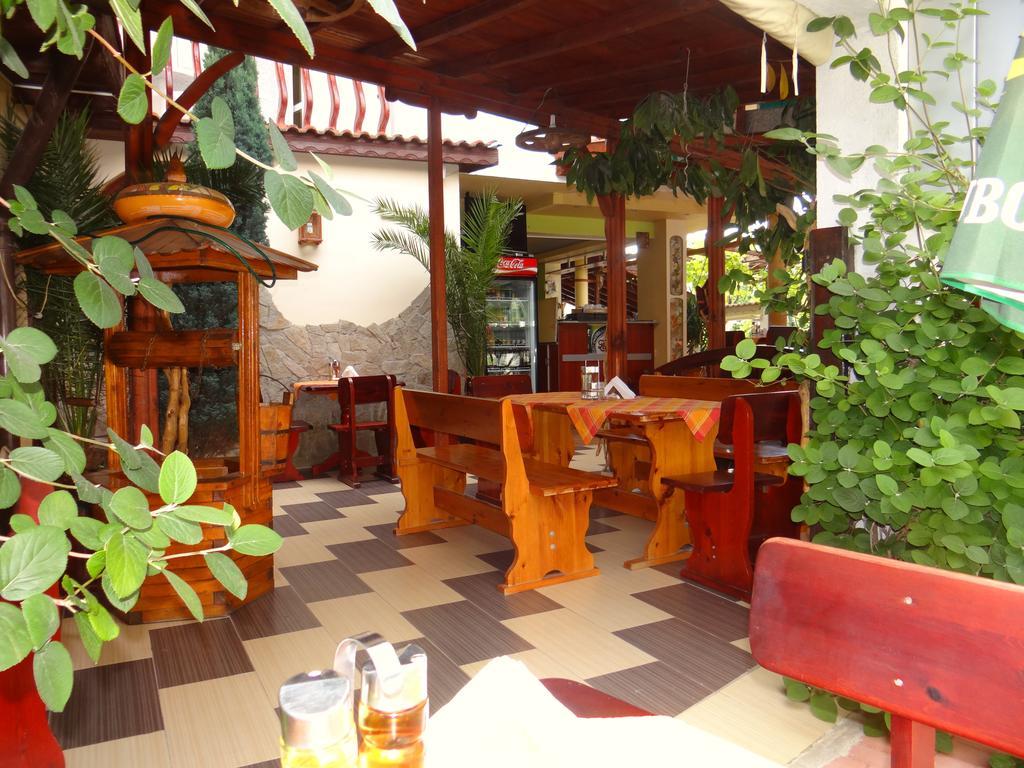Guest House Rosa Kiten  Luaran gambar